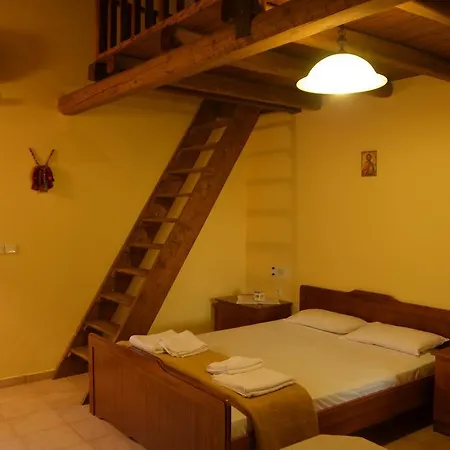 Ellinospito Apartment