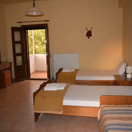 Ellinospito Apartment *